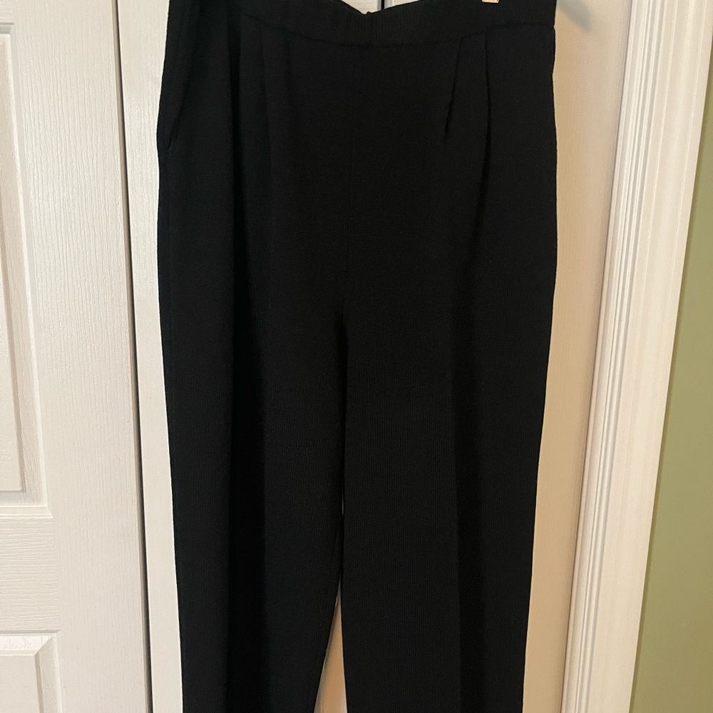 St John Evening by Marie Gray slacks size 16